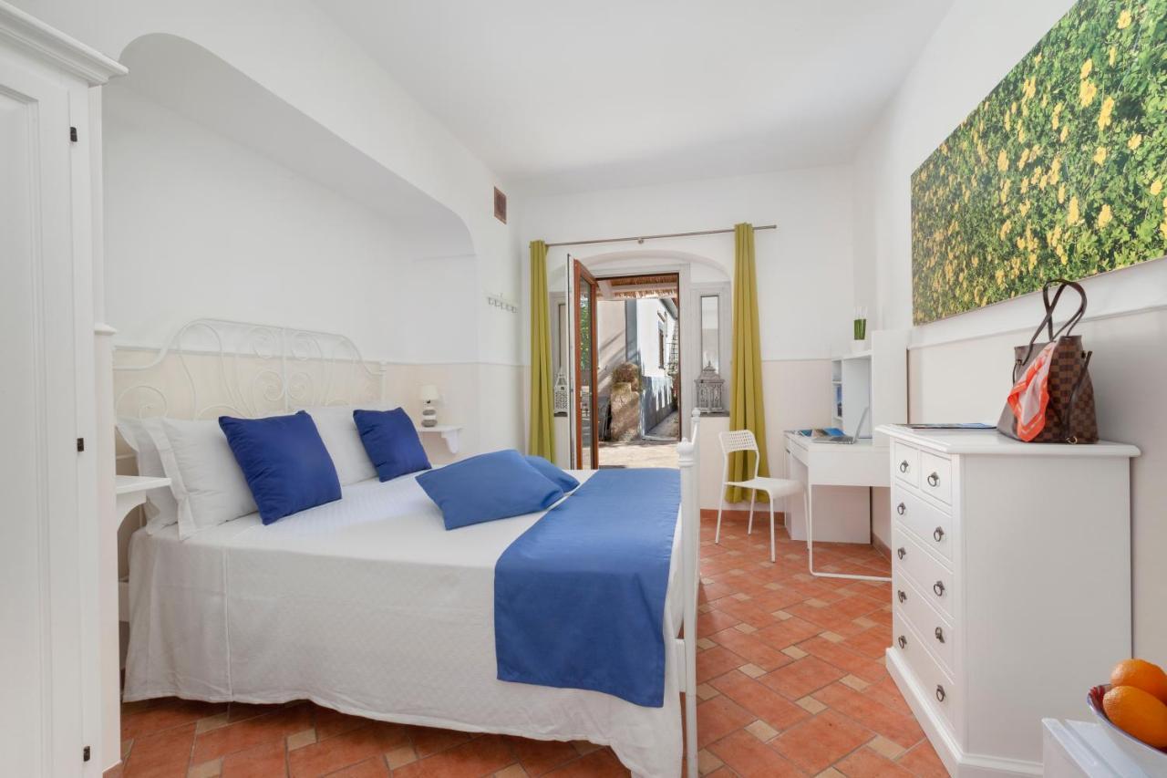 Bed and breakfast Relais Santa Lucia 2*