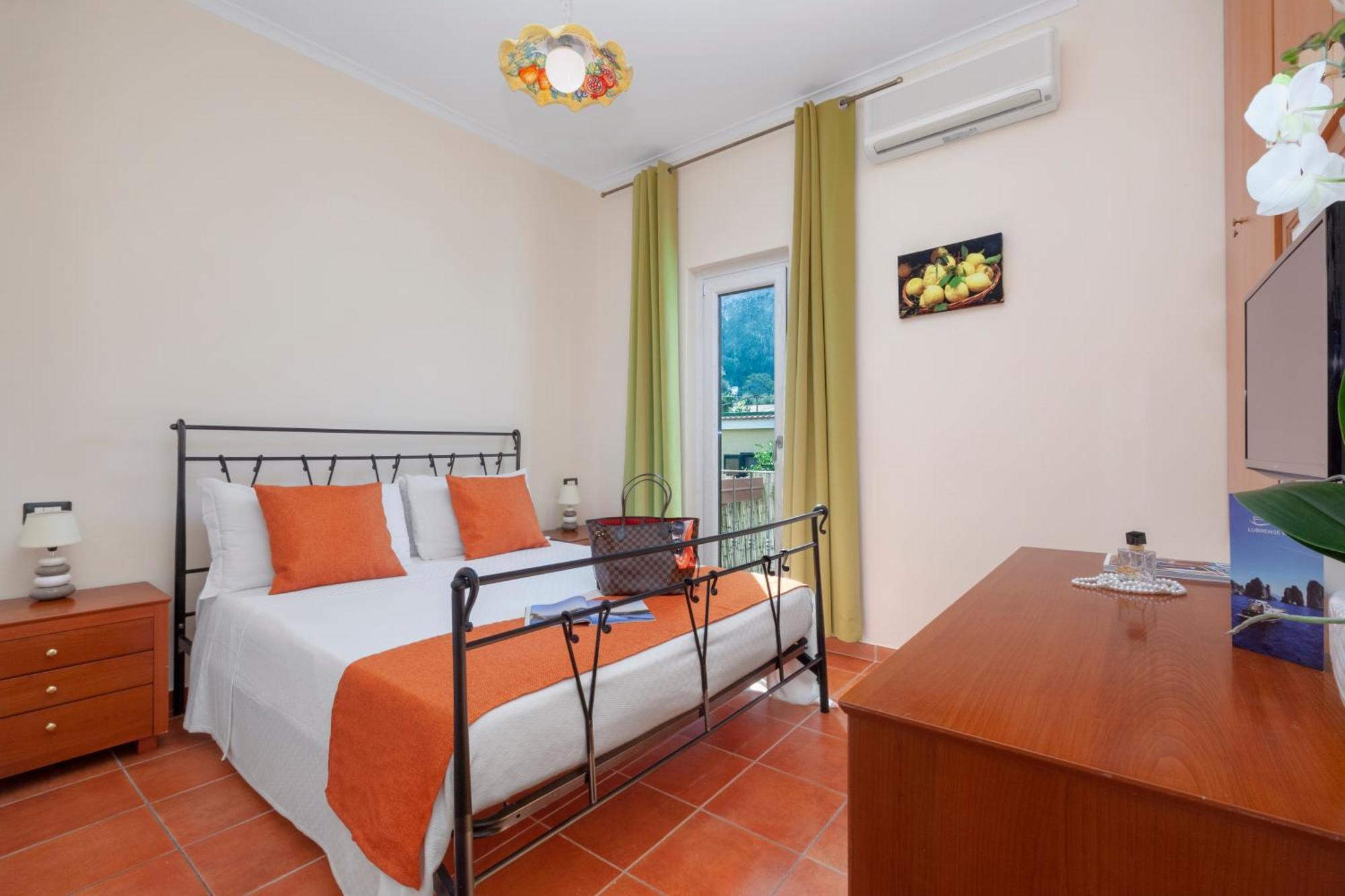 Bed and breakfast Relais Santa Lucia 2*